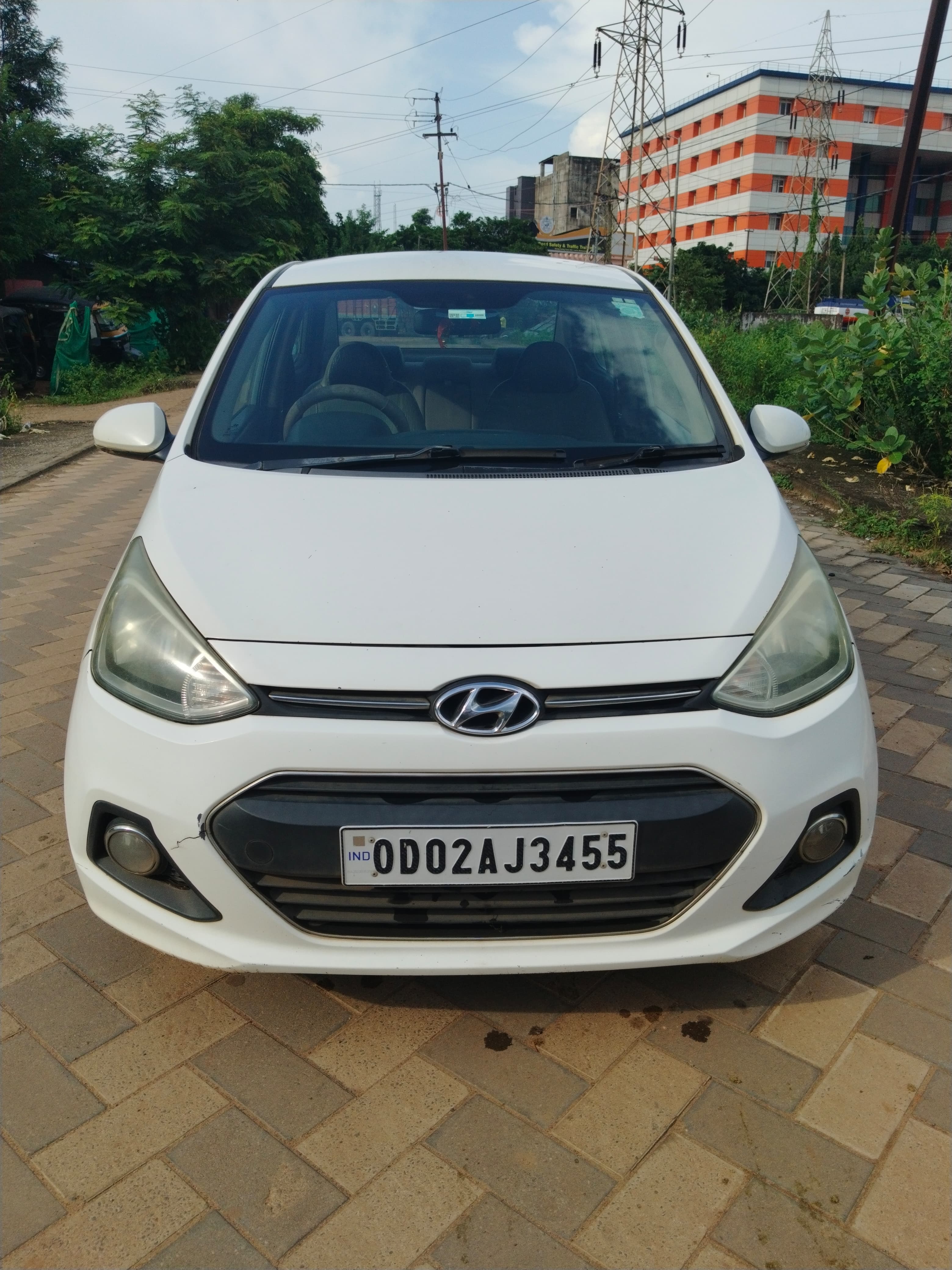 Hyundai Xcent S
