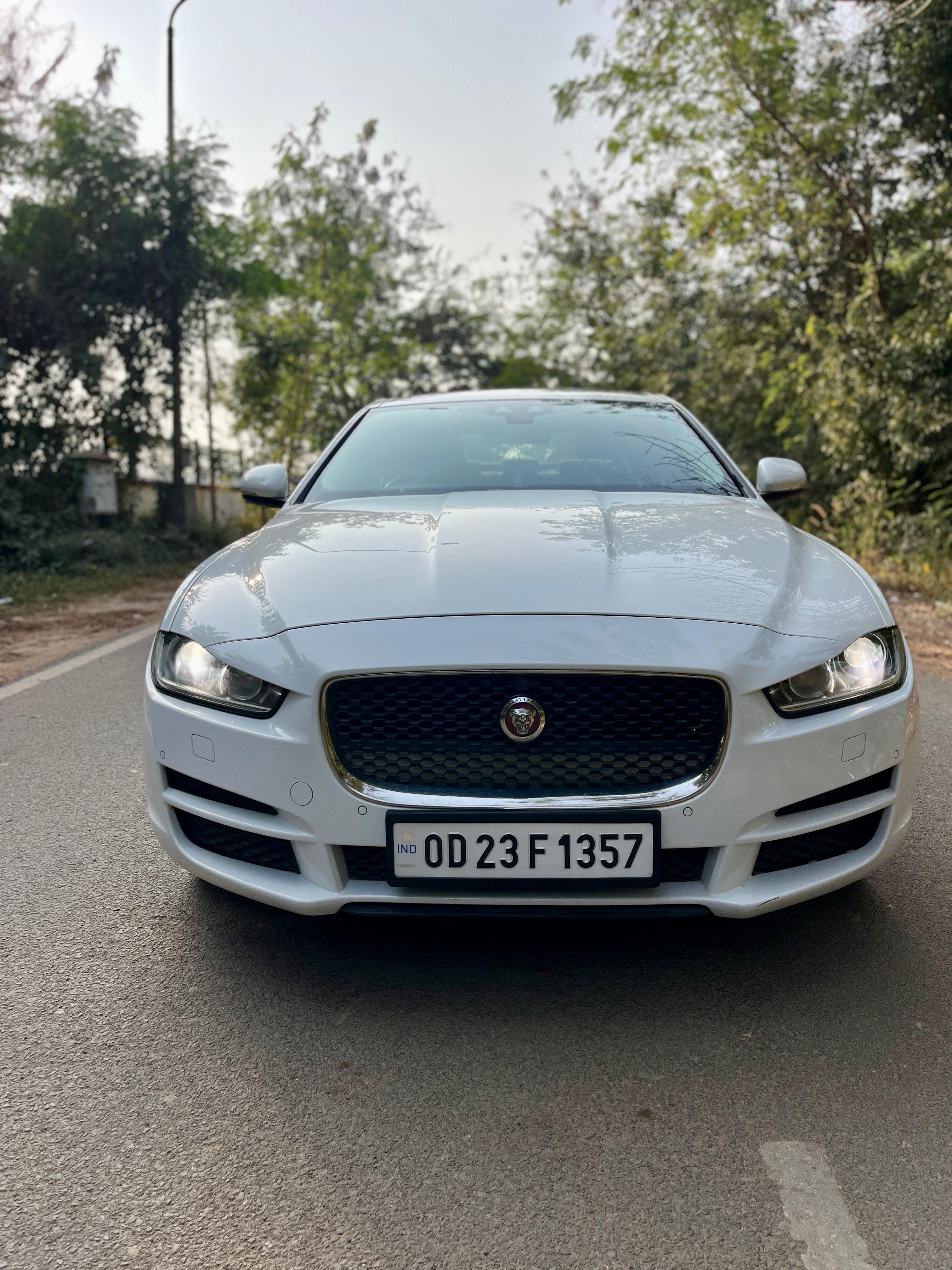 Jaguar Xe2